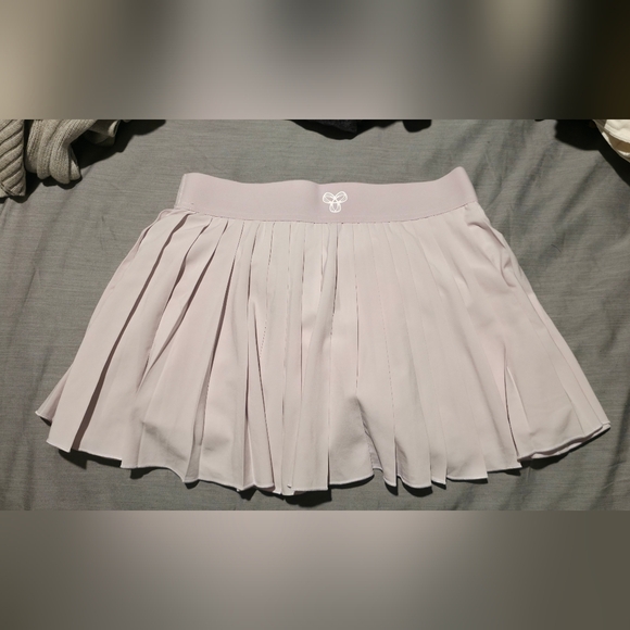 Dresses & Skirts - ARITZIA TNA Pleated Tennis Skirt in Lilac